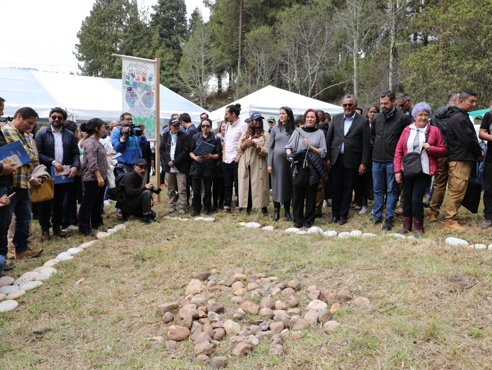 Las aguas apacibles y pardas guardan verdades de los crímenes cometidos durante el conflicto armado. Esa es la verdad que se busca con la declaratoria del río como víctima por parte de la Jurisdicción Especial para la Paz. Foto: JEP.