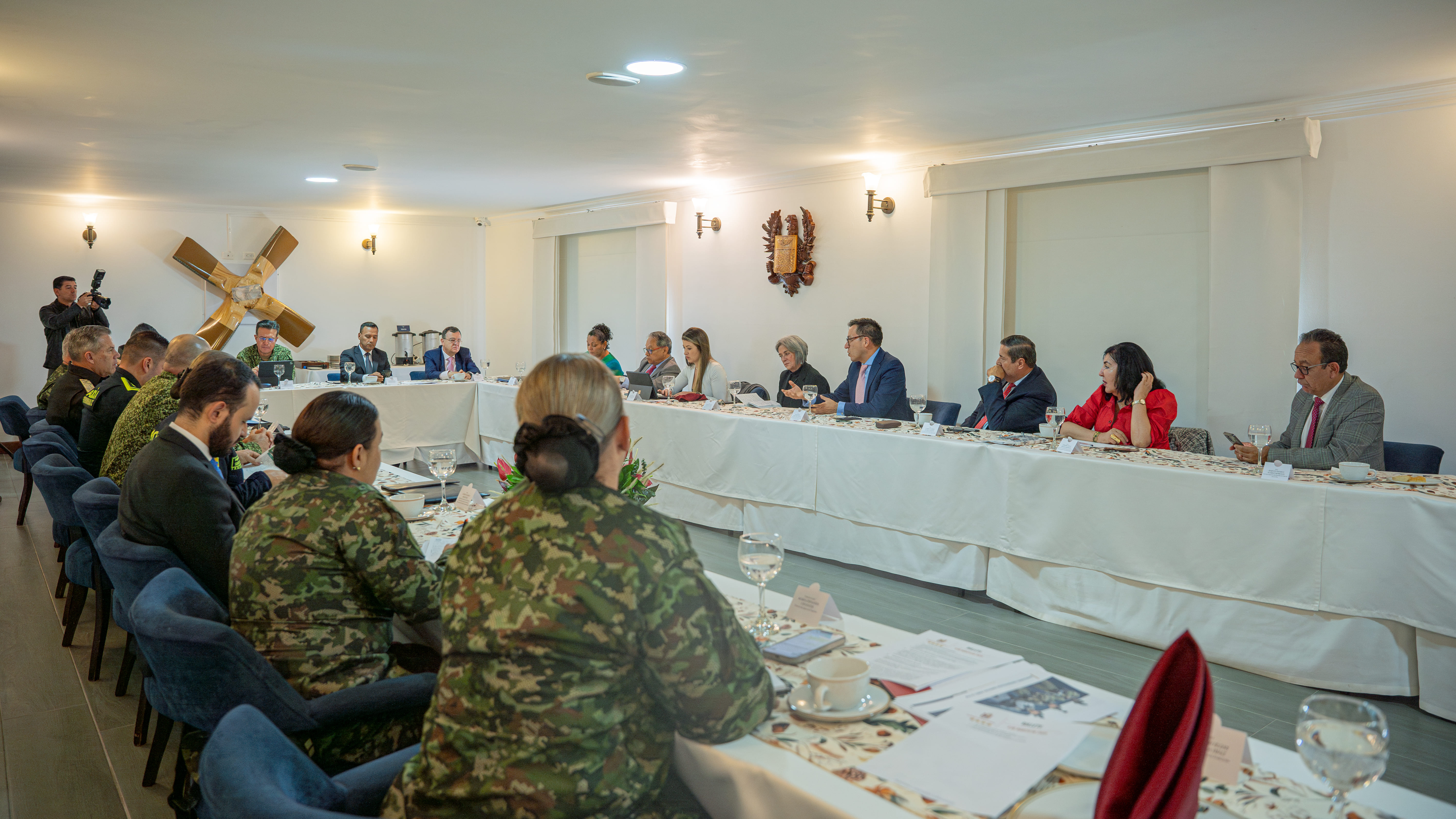 20250804 Reunión Presidente Ramelli-MinDefensa - 9.jpg